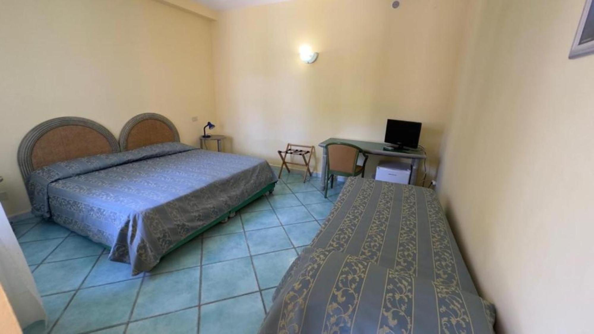 Hotel Oasi Castiglione Casamicciola Terme Cameră foto