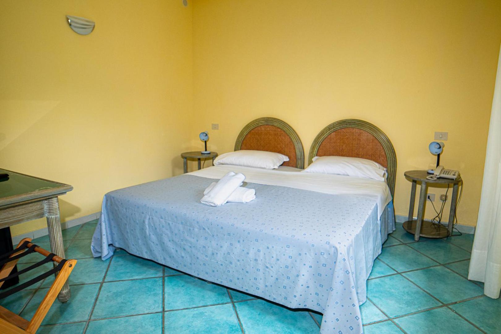 Hotel Oasi Castiglione Casamicciola Terme Cameră foto
