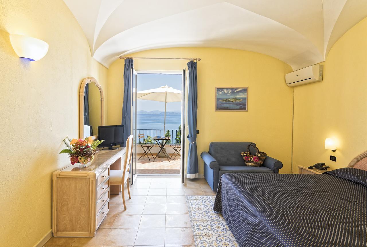 Hotel Oasi Castiglione Casamicciola Terme Exterior foto